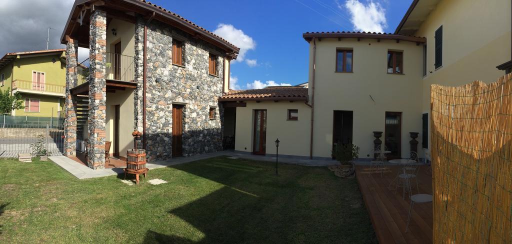 לינה וארוחת בוקר סנטו סטפאנו די מאגרה Il Casale Del Giglio מראה חיצוני תמונה