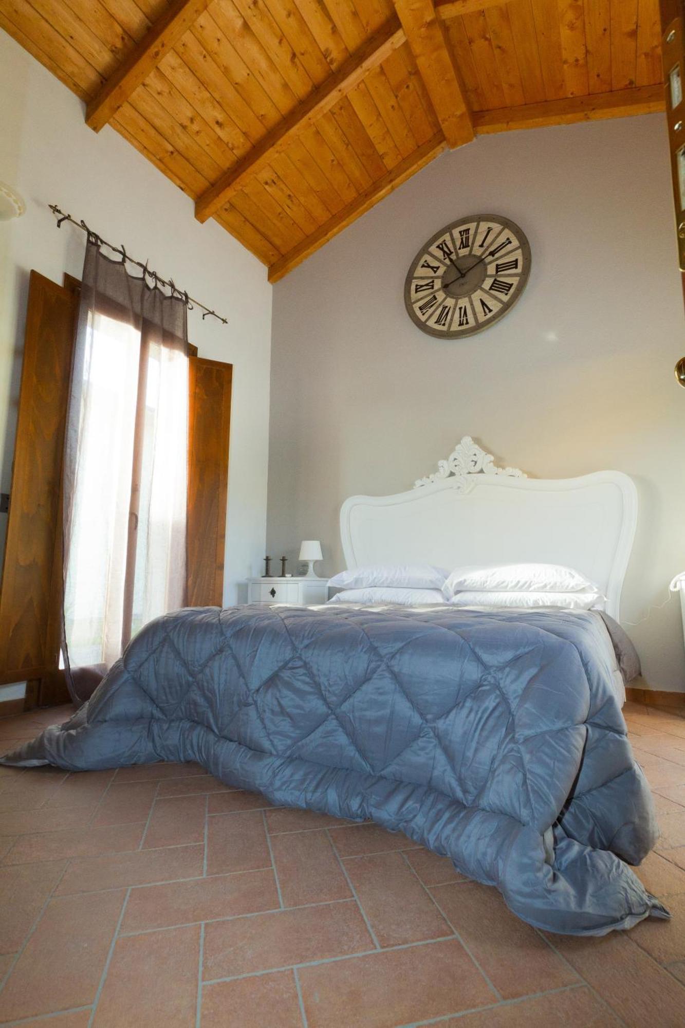 לינה וארוחת בוקר סנטו סטפאנו די מאגרה Il Casale Del Giglio מראה חיצוני תמונה
