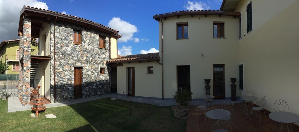 לינה וארוחת בוקר סנטו סטפאנו די מאגרה Il Casale Del Giglio מראה חיצוני תמונה